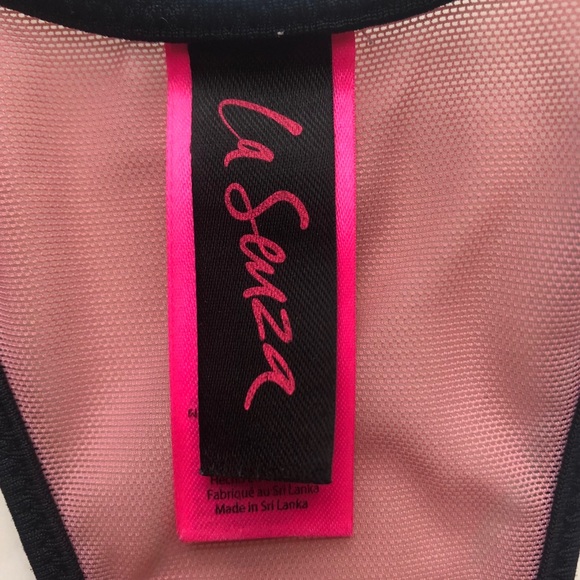 La Senza Sports Bra - Picture 3 of 3